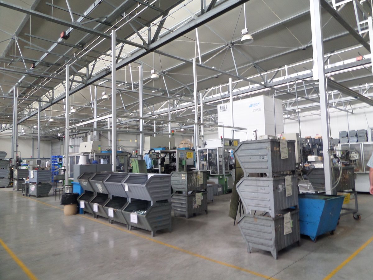 Machine & plant building